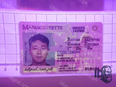 Hologram detail of IDGod Massachusetts Polycarbonate - Official State Material Fake ID Fake ID