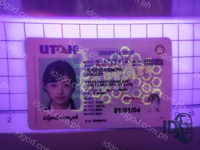 Hologram detail of IDGod Utah Fake ID Fake ID