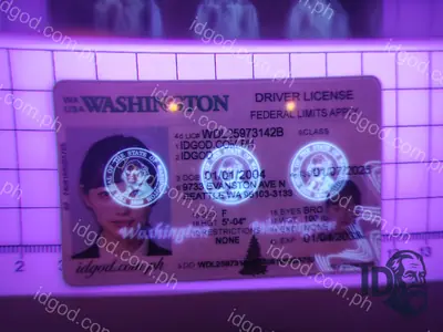 Hologram detail of IDGod Washington Fake ID Fake ID