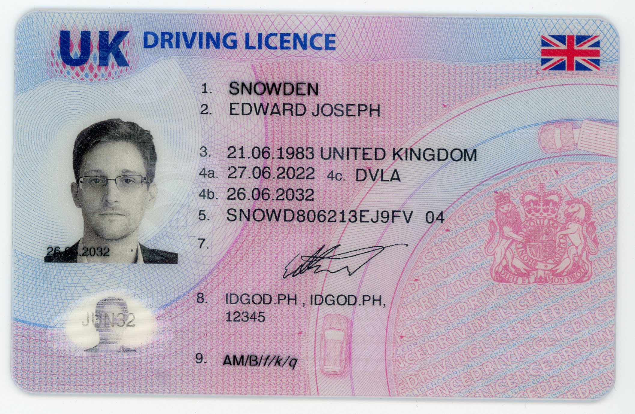 Premium UNITED KINGDOM-POLYCARBONATE CARD Fake IDs with Holograms & UV Security